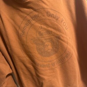 Smokey the Bear women’s S Tailgate hoodie